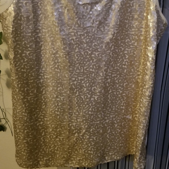 Tank Top - Picture 2 of 3